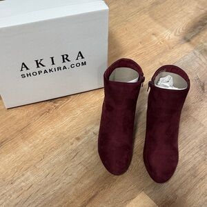 AKIRA Maroon Josephina Suede Ankle Booties Size 8
